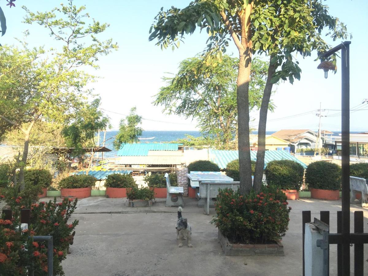 Insook Ko Larn Resort Exterior foto